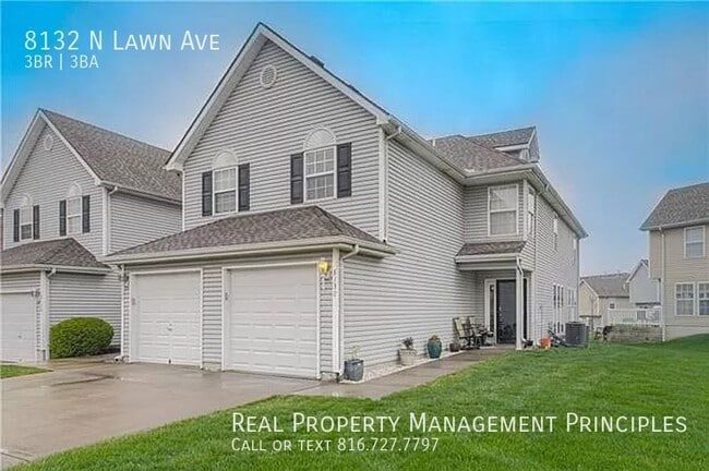 Primary Photo - 8132 N Lawn Ave