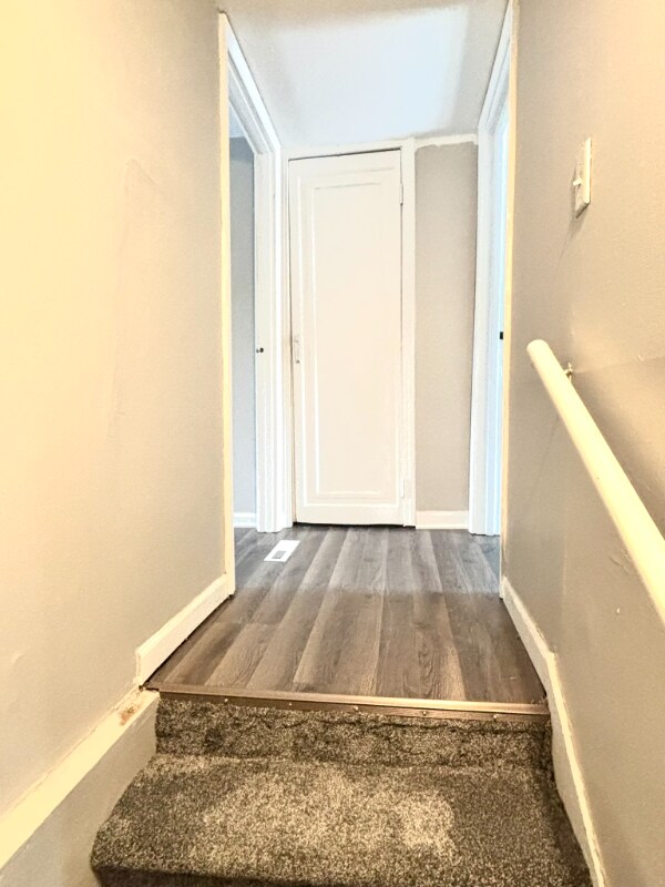 Building Photo - 1763 Giant St