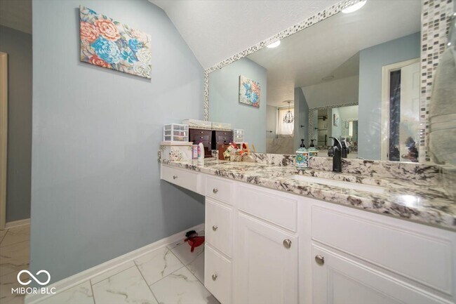 Building Photo - 14402 Wolverton Way