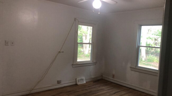 Building Photo - 1266 Toms River Rd