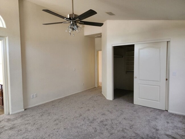 Building Photo - 21753 Kirkland Dr