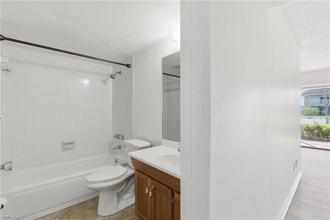 Building Photo - 1400 Pompei Ln