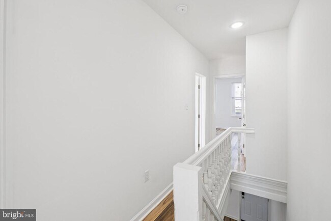 Building Photo - 4447 N 19th St