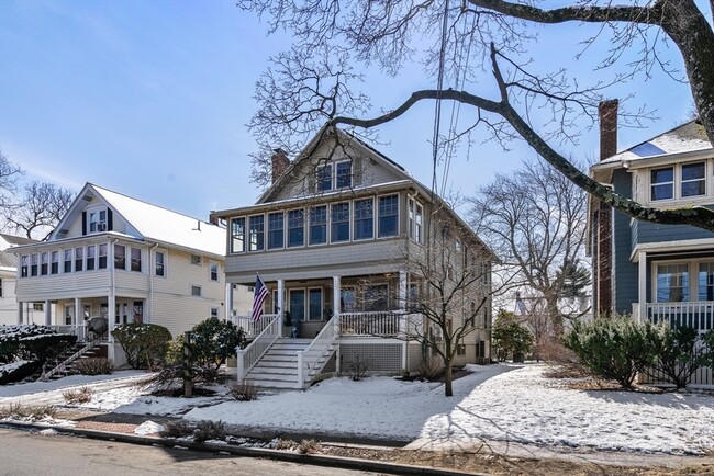 Building Photo - 101 Cushing Ave