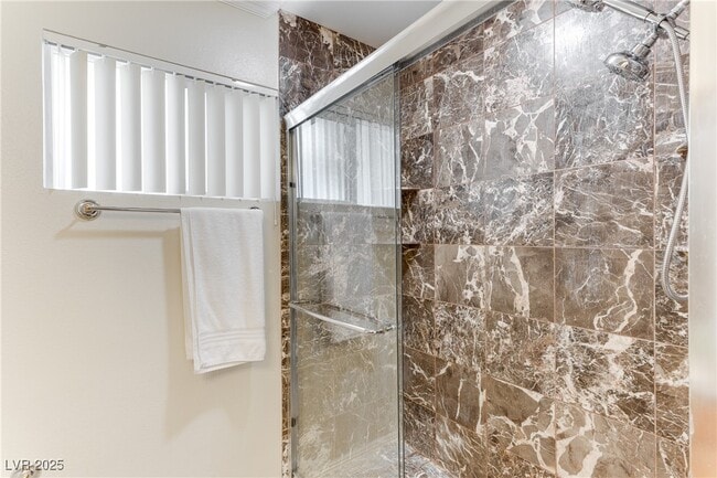 Building Photo - 2121 Rosanna St