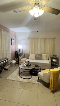 Building Photo - 2622 Grant St