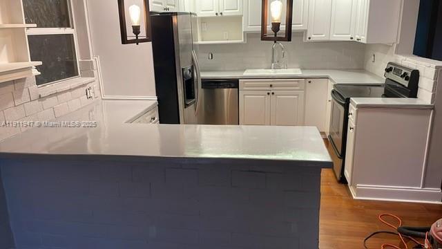 Building Photo - 2201 N 56th Terrace