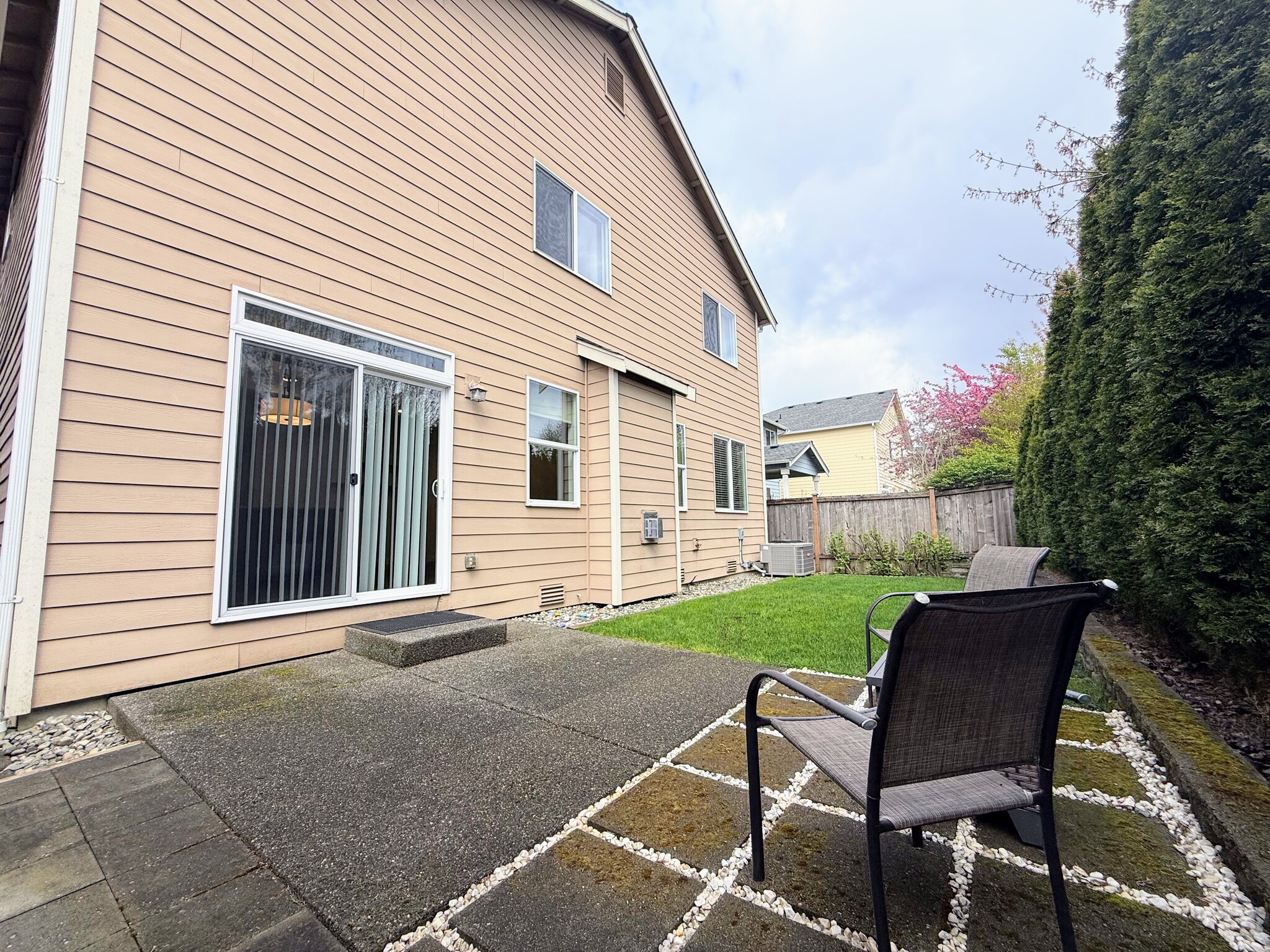 Building Photo - 3415 189th Pl SE