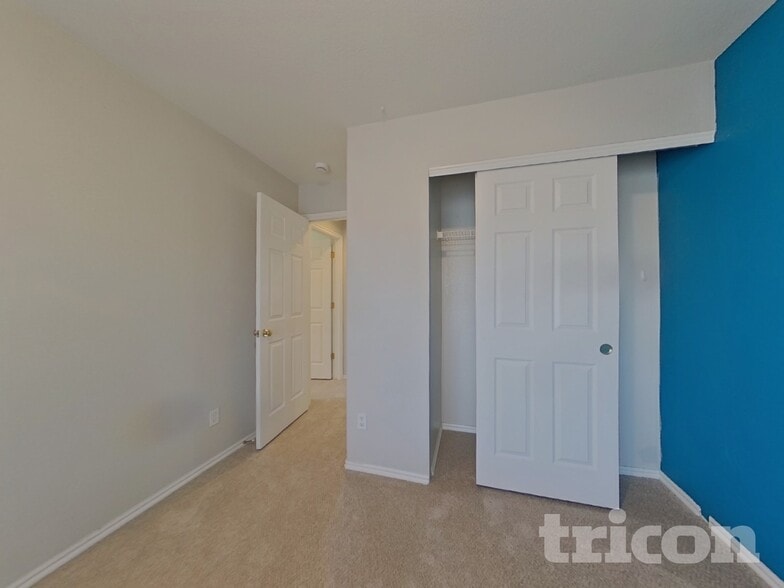 Building Photo - 8785 Katherine Ct