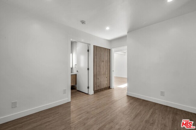 Building Photo - 825 San Miguel Ave