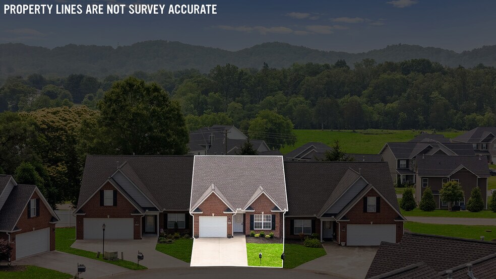 Building Photo - 3504 Oak Villa Way
