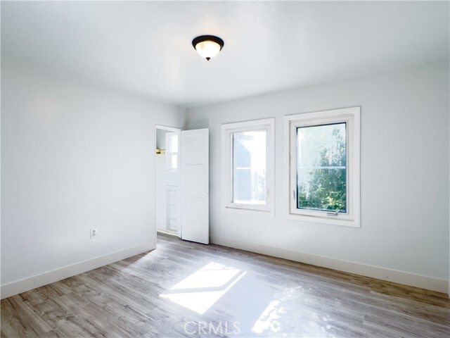 Building Photo - 335 W Hillcrest Blvd