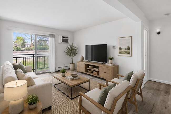 Building Photo - $1,040.95 with Half Off The First Month's Rent, 1 Bed - 1 Bath, Condo in Denver with Easy Access ...
