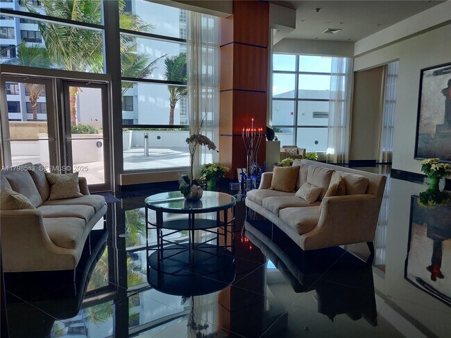 Building Photo - 3101 S Ocean Dr