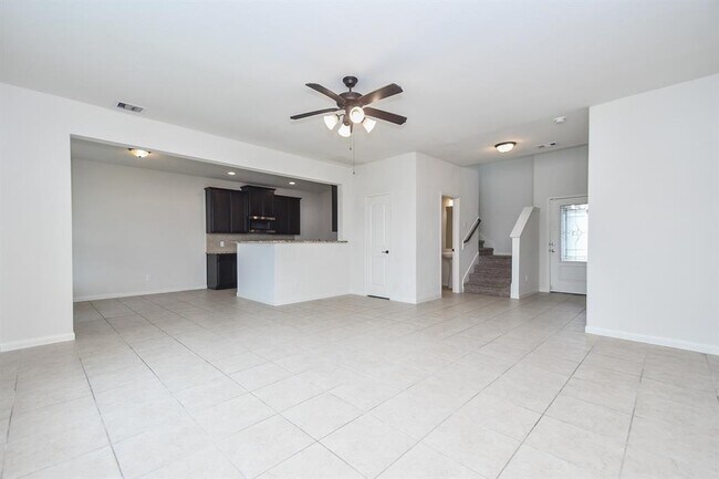Building Photo - 21022 Echo Manor Dr