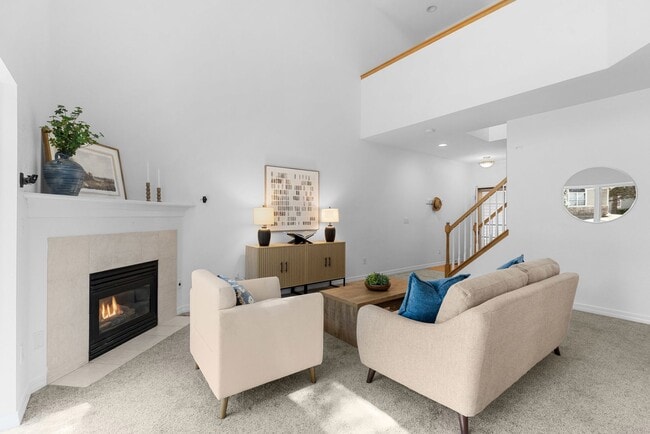 Building Photo - 658 Wild Ridge Cir
