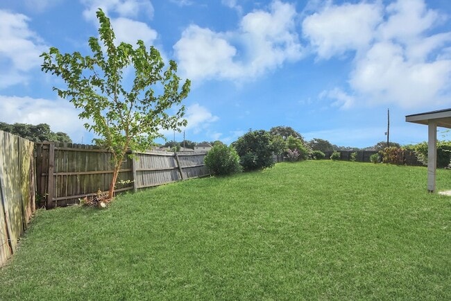Building Photo - 15202 Lynford Crest Dr