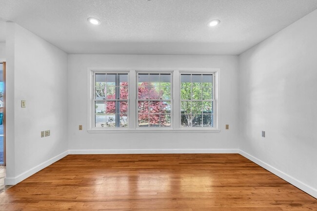 Building Photo - 307 Palmetto Ave