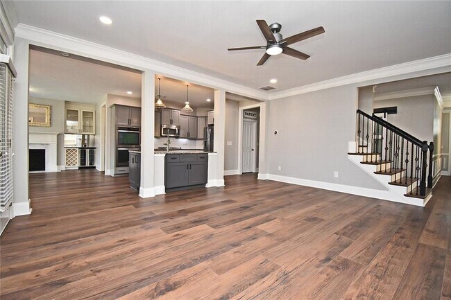Building Photo - 2625 Hickory Hill Dr