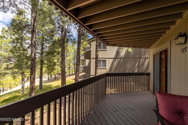 Building Photo - 2605 N Pinon Ridge Dr