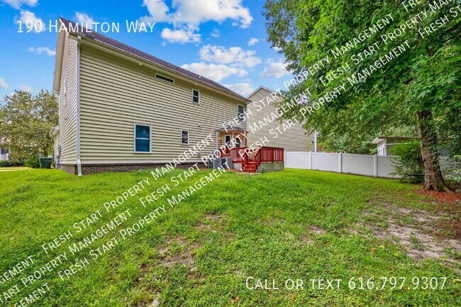 Building Photo - 190 Hamilton Way