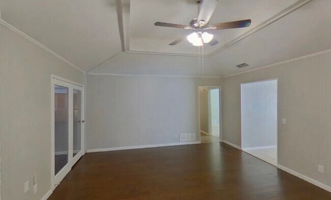 Building Photo - Your Perfect Next Chapter Starts in This 4-Bedroom Home