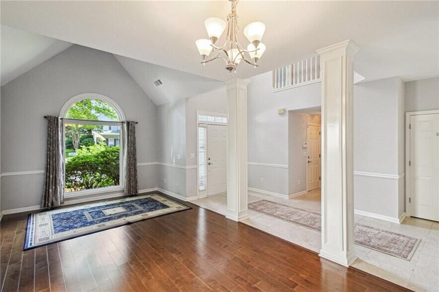 Building Photo - 2979 Rosebrook Dr