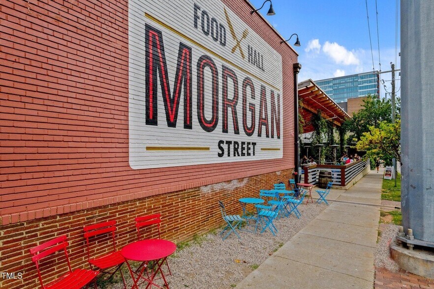 Building Photo - 444 S Blount St