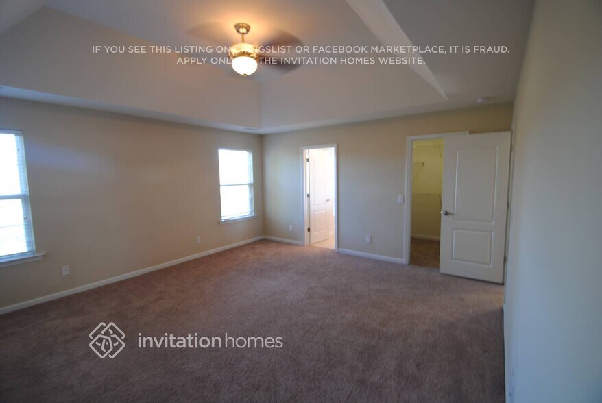 Building Photo - 13301 Eastfield Village Ln