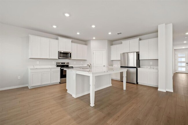 Building Photo - 17107 James Trl