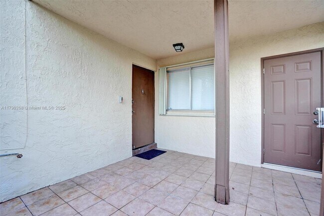 Building Photo - 1233 Hampton Blvd