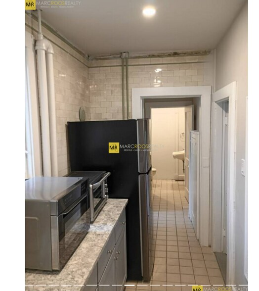 Building Photo - 1 Arborway