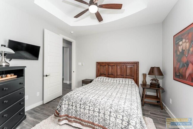 Building Photo - 86 Torrey Pines Dr