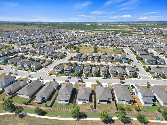 Building Photo - 425 Spiny Lizard Ln