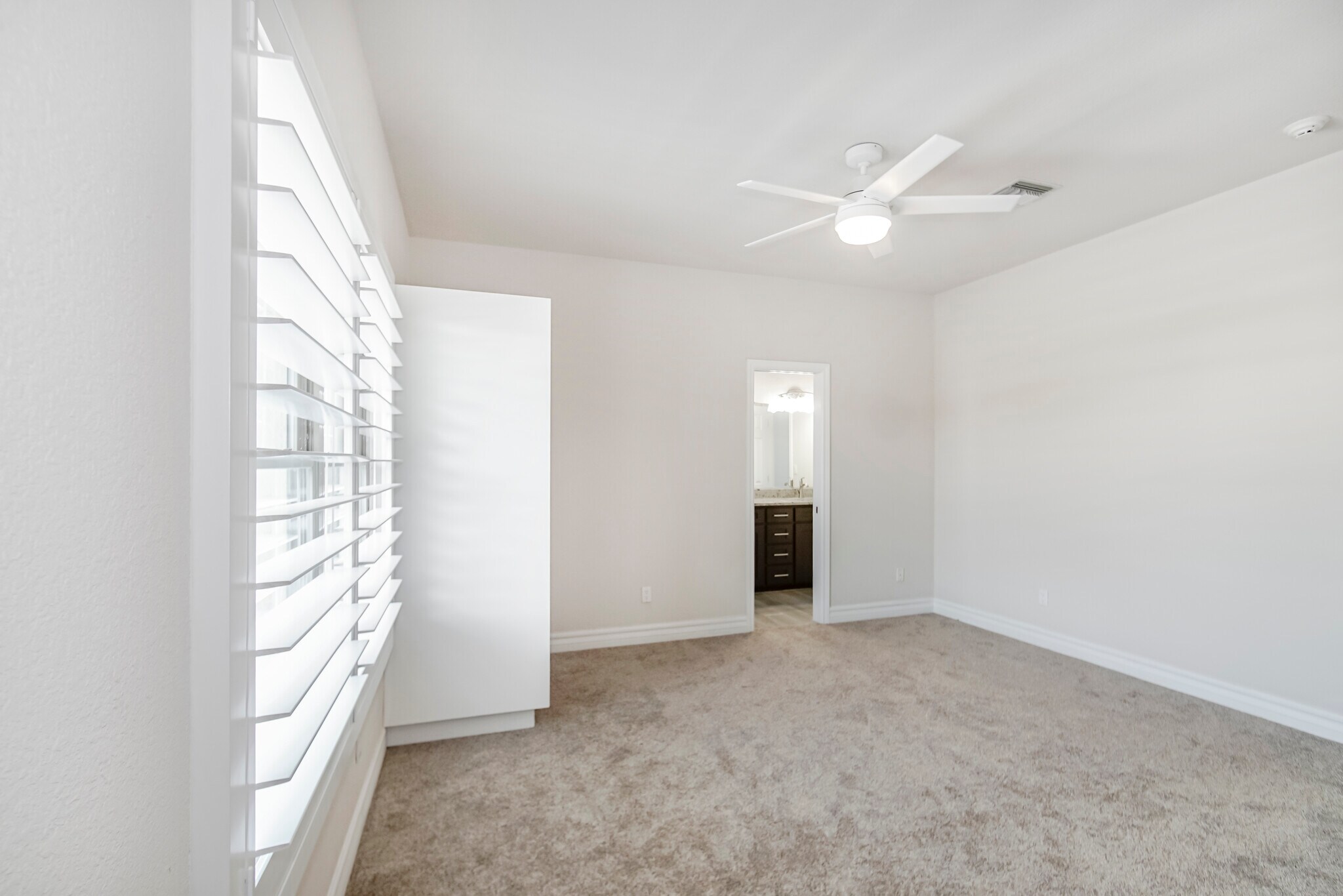 Building Photo - 6489 Calle Placido Dr