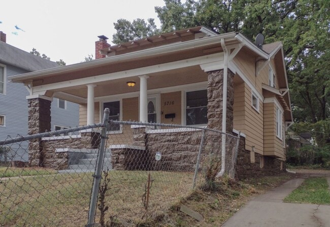 Primary Photo - 3 Bed 2 Bath ready to rent!