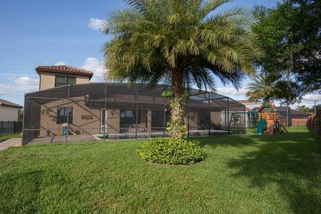 Building Photo - Beautiful 4 Bedroom/4 Bath in Belle Isle w...