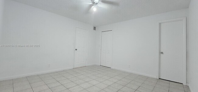 Building Photo - 95 NE 41st St