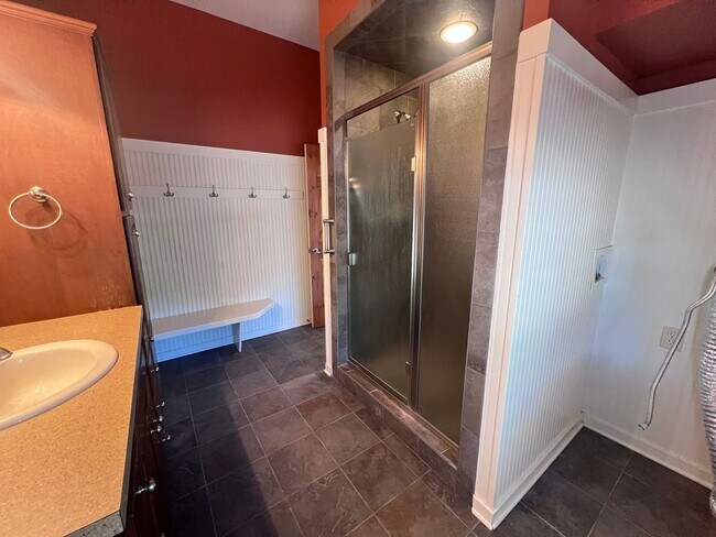 Building Photo - Spacious Four Bedroom Home in Byron Center!