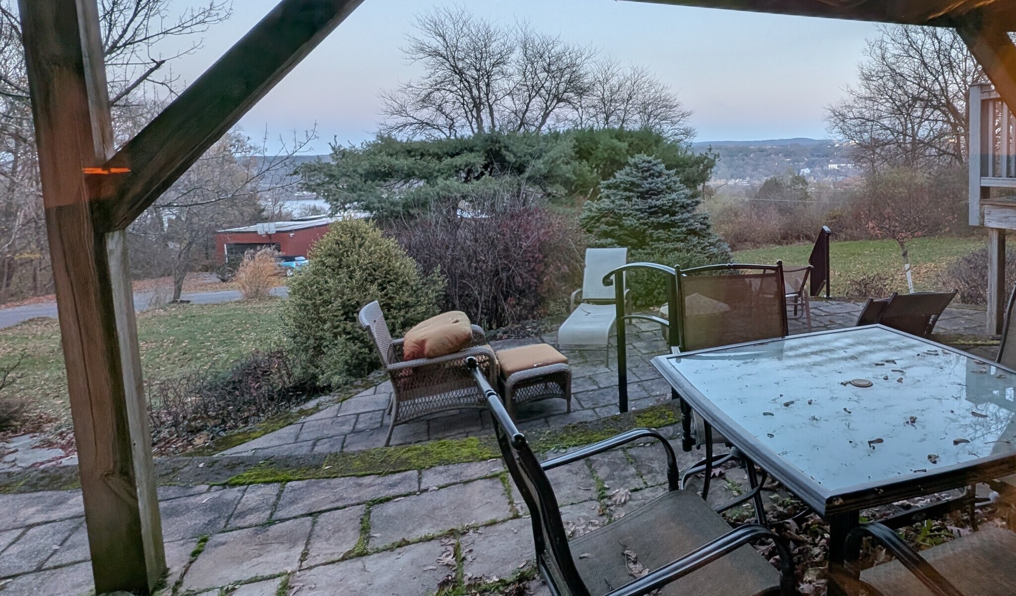 Terrace (shared) - 143 Campbell Ave