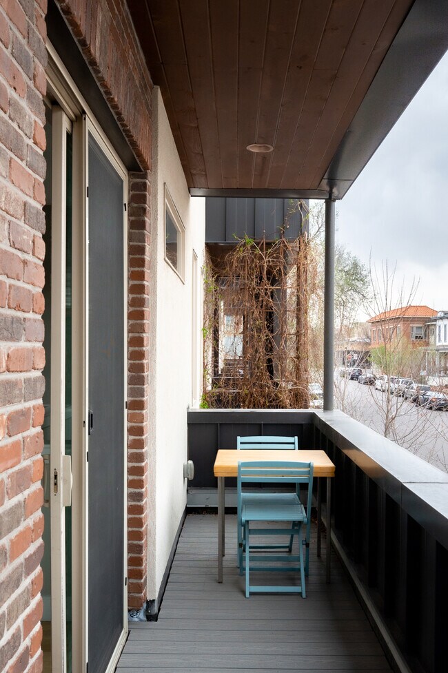 Building Photo - 2901 W 24th Ave