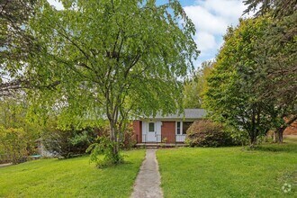 Building Photo - Nice Brick Ranch in Arden - New Back Deck!