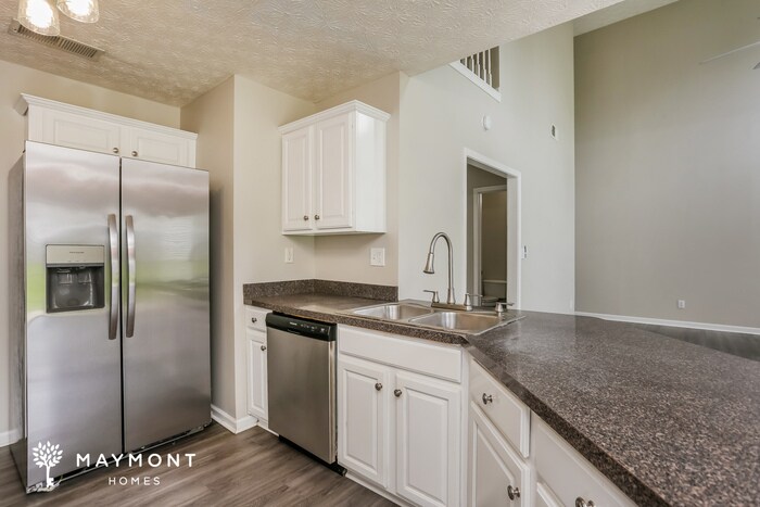 Building Photo - 6015 Farmwood Way SE