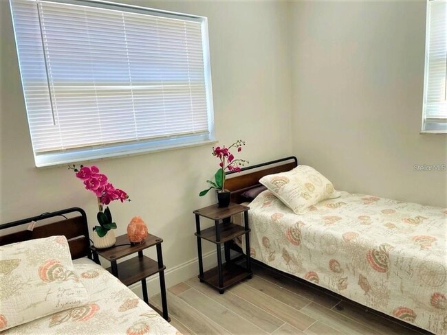 Building Photo - 12644 81st Terrace