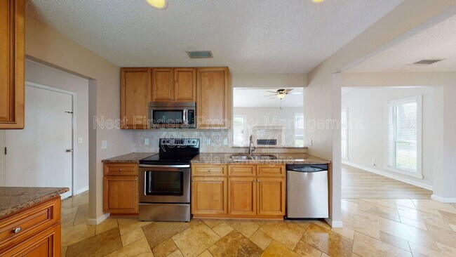 Building Photo - 14089 Lumberton Falls Dr