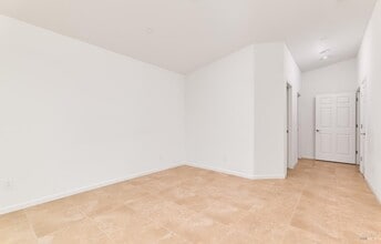 Building Photo - 504 Silver Ridge Dr