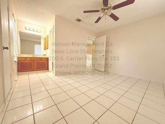 Building Photo - 3015 Oak Ridge Pl