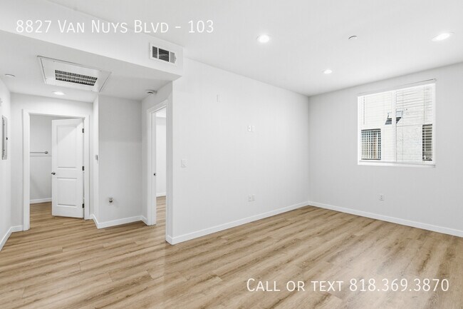 Building Photo - 8827 Van Nuys Blvd