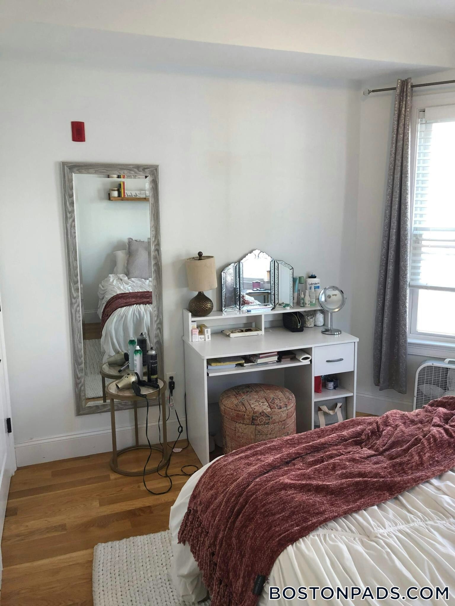 Building Photo - 26 Washburn St