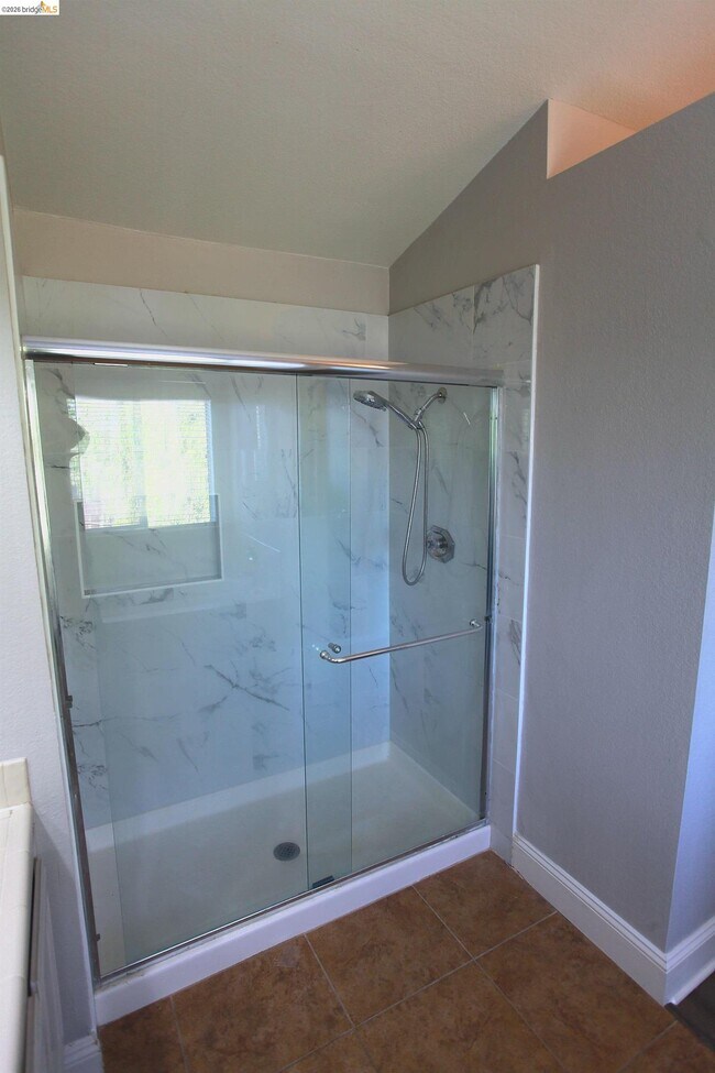 Building Photo - 2413 Santa Cruz Ct